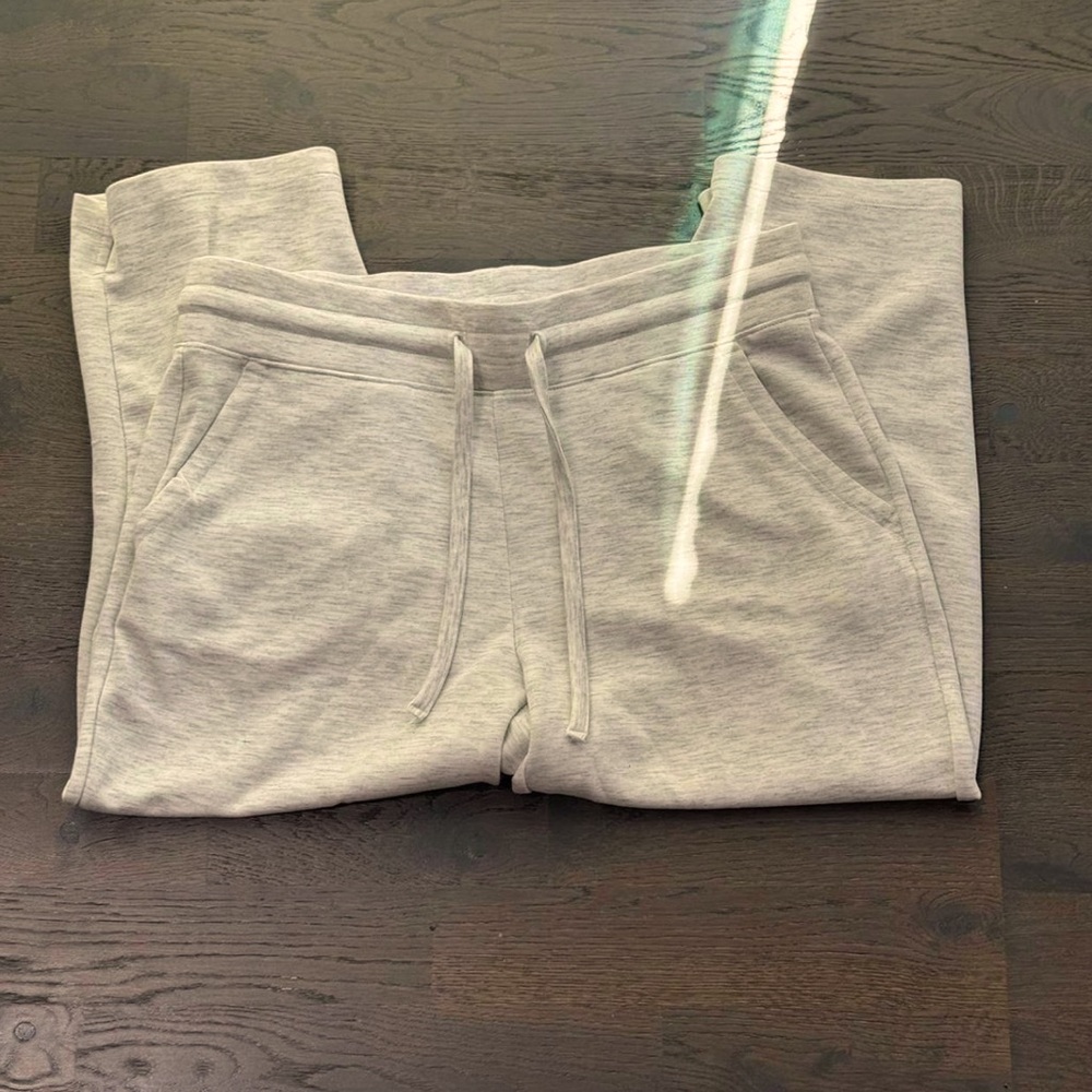 32 Degrees grey high-rise sweatpants - the softest sweatpants I have ever felt